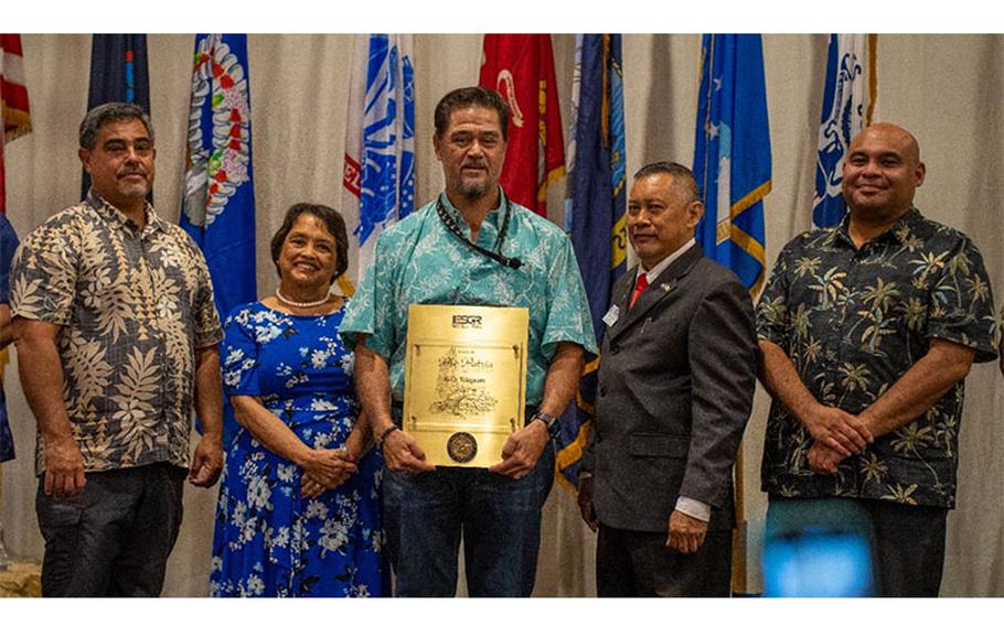 Andrew Gayle, Chief Operating Officer at GTA, accepts award at ESGR Annual Employer Award Ceremony