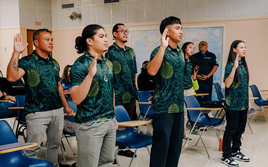 Guam Green Growth GROW Corps members took the G3 pledge during their launch session held at the RFK Library at UOG.