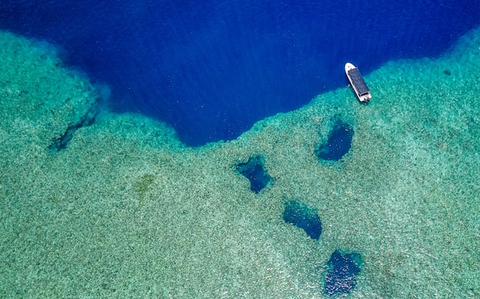 Photo Of Birs-eye view of the ocean.