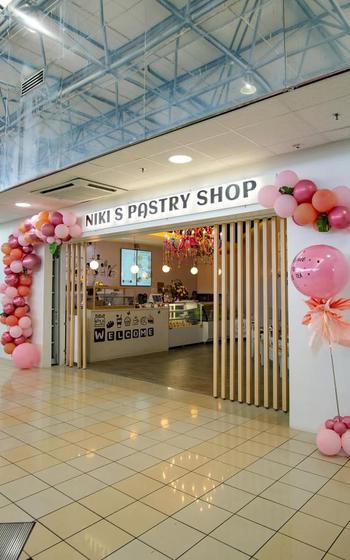 The front photo of the shop.