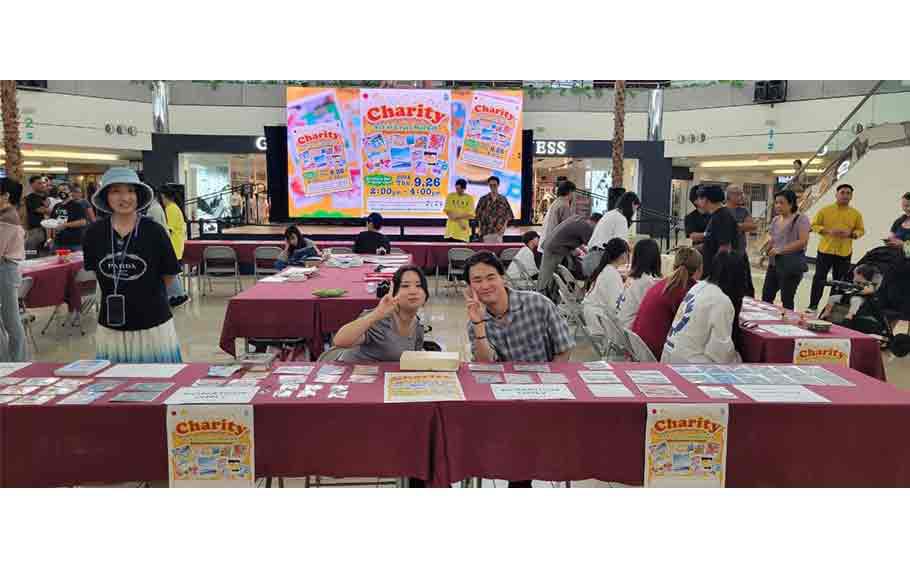 Students from the Niigata College of Art and Design display their craft and art pieces for sale at the annual Charity Art and Craft Market benefitting UOG’s Fine Arts program.