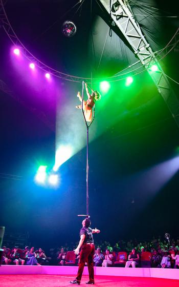 Scala Duo on the Perch- “Get ready to be mesmerized by the Scala Duo, Jose and Lili with their jaw dropping balance acts on the 30-foot Perch!”