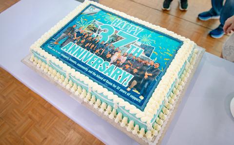 Photo Of Micronesia Mall presents the audience with a special 37th Anniversary cake during Micronesia Mall’s 37th Anniversary.